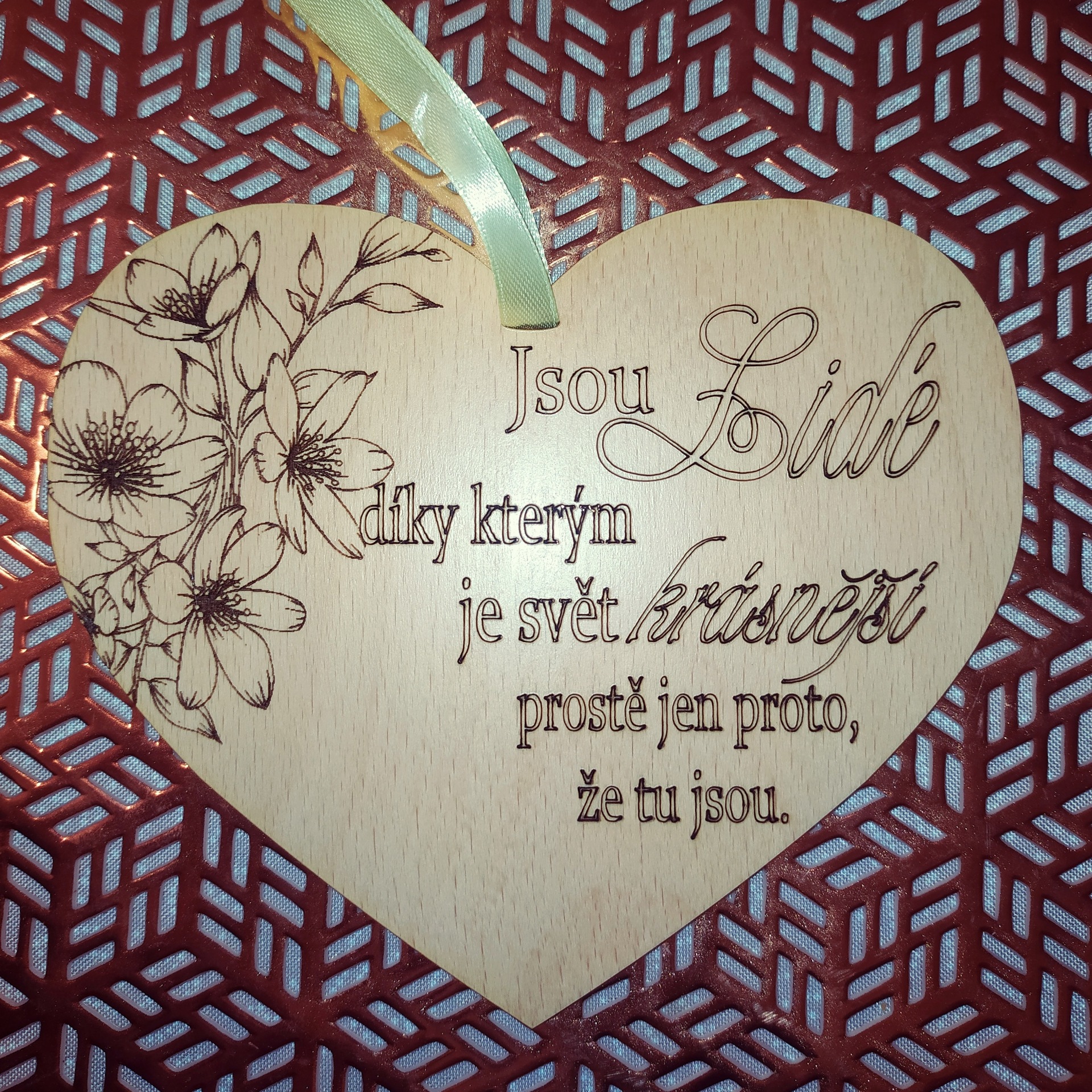 Dekorace s věnováním - možnost vlastního motivu i citátů